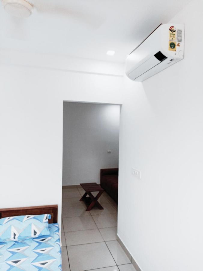Thekkumpuram Residency Hotel Kondotty Exterior photo